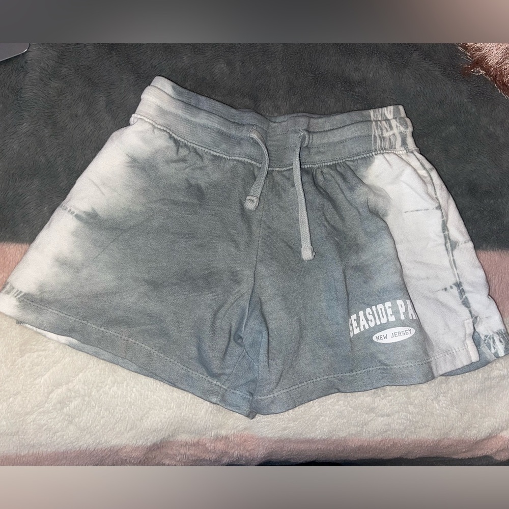 Seaside White and Grey Shorts